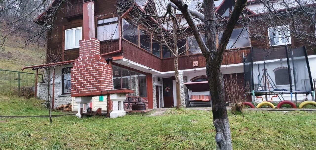 Вилла Casa Colt De Rai Брезой Экстерьер фото