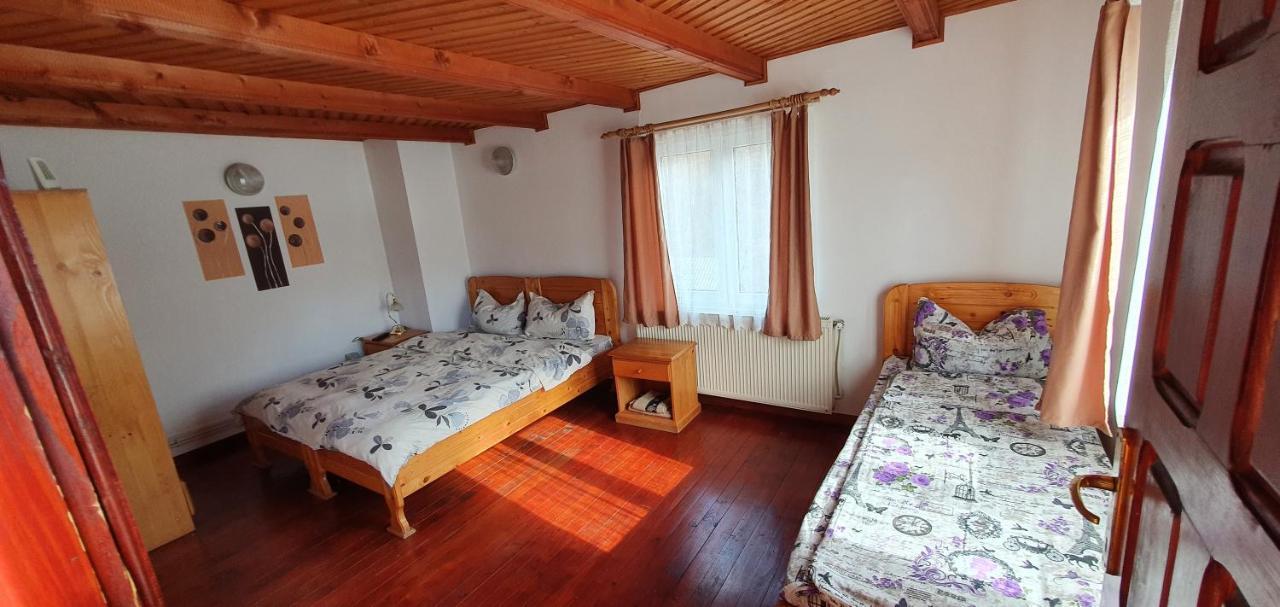 Вилла Casa Colt De Rai Брезой Экстерьер фото