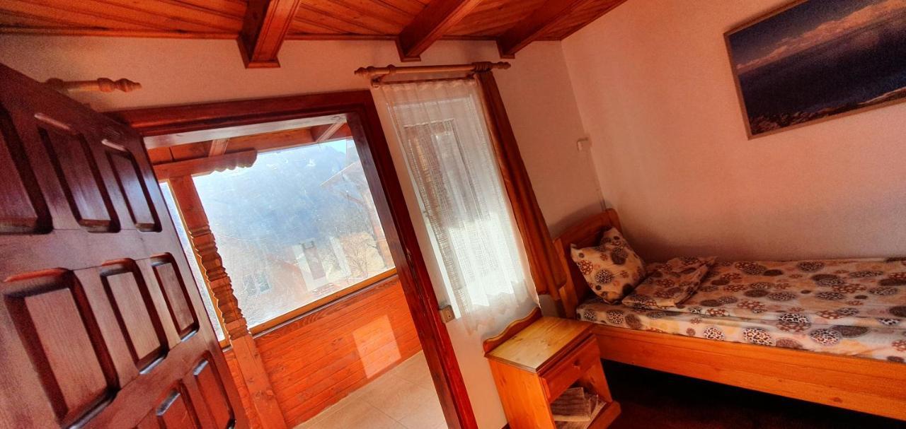 Вилла Casa Colt De Rai Брезой Экстерьер фото