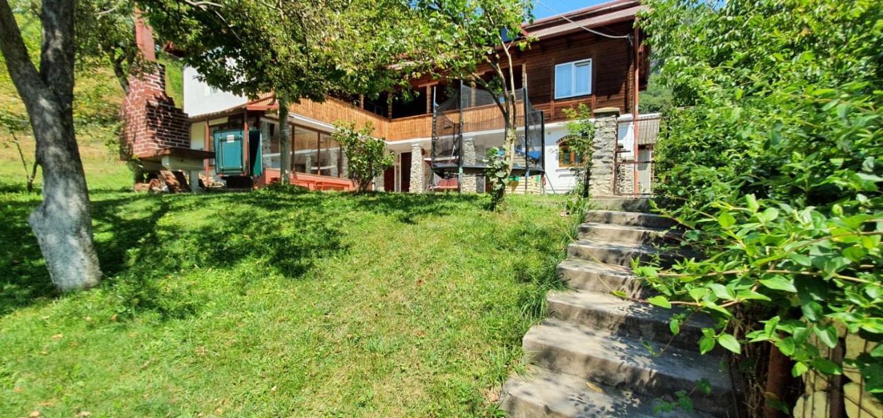 Вилла Casa Colt De Rai Брезой Экстерьер фото